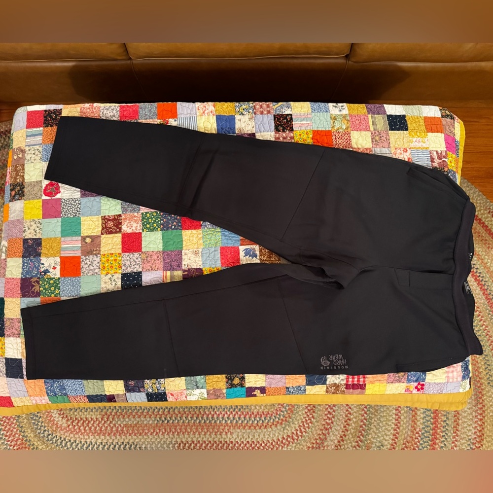 Mountain Hardware Pants - Size Large - image 2